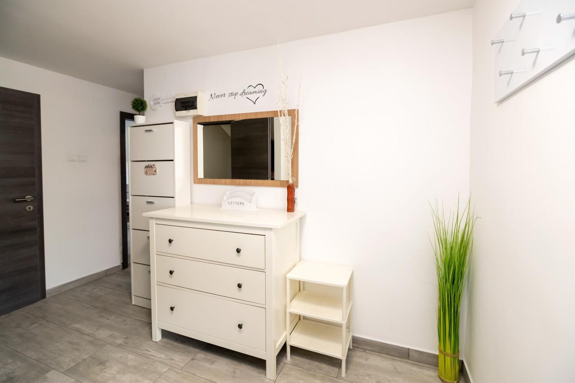 Apartmaji Pri Jozu 博希尼 外观 照片